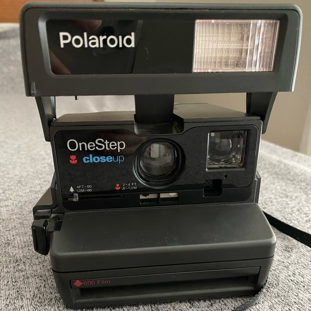 Polaroid Close Up 600